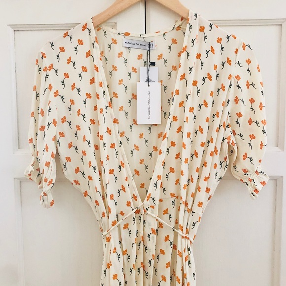 Faithfull the Brand wrap dress - Picture 6 of 6